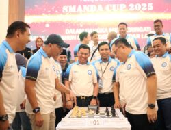 Gubernur Lampung dan Kapolda Adu Strategi di Pembukaan Turnamen Catur SMANDA CUP 2025