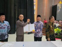 Parosil Mabsus Tandatangani MoU Kesepakatan Jaga Desa Dengan Kajari Lampung Barat