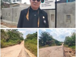 Ketua Umum PPWI Wilson Lalengke S.pd, Msc, MA Kaget Melihat Kondisi Jalan Di Kabupaten Mesuji Lampung