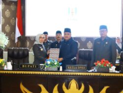 Bupati Way Kanan Sampaikan Rancangan Perubahan KUA-PPAS Tahun Anggaran 2025
