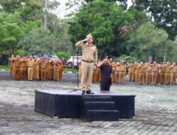 Pj. Sekda Arie Anthony Pimpin Apel Mingguan, Tekankan Pentingnya Sinergi Untuk Wujudkan Visi Way Kanan