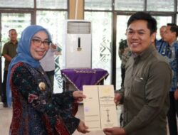 Way Kanan Jadi Percontohan Nasional Koperasi Desa Merah Putih, Bupati Ayu Serahkan Akta Badan Hukum