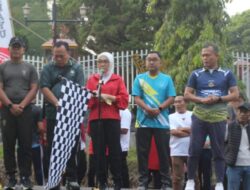 Meriahkan HUT Ke-80 RI, Pemkab Way Kanan Ajak Warga Ikut Jalan Sehat dan Lomba Estafet