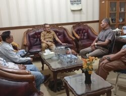 Forum Wartawan Parlemen Kabupaten Agam Temu Ramah Dengan Sekwan DPRD Agam Villa Erdi Dan Kasubag Humas Hasneril