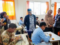 Gubernur Lampung Tinjau SPPG Rajabasa, Pastikan Protokol Keamanan Pangan Dijalankan