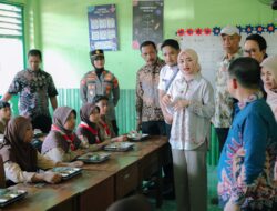 Wagub Jihan Nurlela Tinjau Dapur SPPG dan Penyaluran Program Makan Bergizi Gratis di Kota Metro