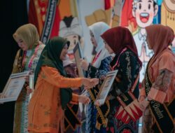 Bunda PAUD Lampung Batin Wulan Raih Penghargaan Nasional: Komitmen Nyata untuk Anak Usia Dini