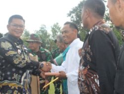 Wujud Sinergi Pemda dan TNI, Sekda Machiavelli Hadiri Upacara Penutupan TMMD Ke-126 Di Wilayah Kodim 0427/WK Tahun 2025