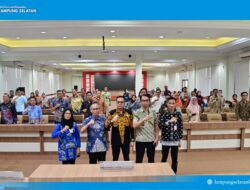 Pemerintah Kabupaten (Pemkab) Lampung Selatan melalui Dinas Komunikasi dan Informatika (Kominfo) menggelar Forum Group Discussion (FGD) Review Arsitektur Sistem Pemerintahan Berbasis Elektronik (SPBE) dan Penyusunan Arsitektur Data di Aula Rajabasa, Kantor Bupati Lampung Selatan