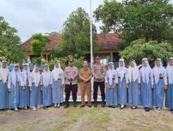 Cegah Perundungan, Kanit Binmas Gelar Police Goes To School di SMAN 1 Negara Batin