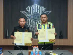 Senkom Mitra Polri Tandatangani MoU dengan Korlantas Polri