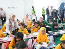 Bunda PAUD Provinsi Lampung Ajak Anak Berani Berkarya Lewat Gebyar Mewarnai