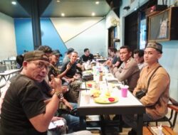 Kasi Humas Polres Sanggau IPDA Pakpahan Gelar Buka Puasa Bersama Dan Awak Media Perkuat Kemitraan