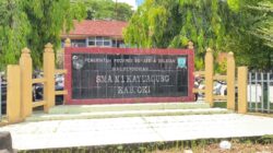 Tiap Minggu Ada Pungutan Liar di SMAN 1 Kayuagung – Dugaan Pungli, Buku Mapel Diduga Dijual Rp35–40 Ribu