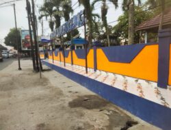 Dikelola Mien, Area Parkir Pasar Shopping Kayuagung Lebih Indah dan Tertata Rapi dengan Dana Pribadi