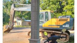 Ekskavator Terparkir Tanpa Izin di Halaman Rumah Warga OKI, Rumah Retak – Keluhan Tak Kunjung Terselesaikan