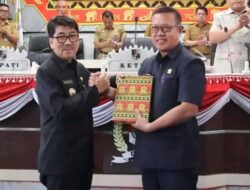 Bupati Lampung Utara Sampaikan Laporan Keterangan Pertanggungjawaban