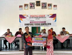 Pemerintah Desa Yudha karya jitu Salurkan Bantuan BLT DD Kepada KPM