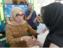Pemerintahan Pemerintah Kabupaten Way Kanan Awali Safari Ramadhan 2026, Bupati Serahkan Bantuan untuk Warga