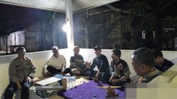 Kapolres Way Kanan Sambangi Warga Kampung Sriwijaya di Pos Ronda