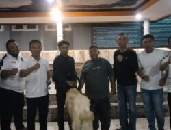 Kalapas Kelas IIB Way Kanan Salurkan Kambing Kurban untuk Yatim Piatu dan janda Lansia Menjelang Iduladha 1447 H di kampung Umpu Bhakti kecamatan Blambangan. Umpu
