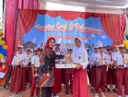 Kepala Sekolah SD Negeri 02 Sindangsari Kotabumi Gelar Pelepasan Siswa Dengan Meriah Disuguhi Berbagai Atraksi Pentas Seni