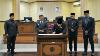 DPRD dan Pemkab Agam Sahkan Perda Pertanggungjawaban Pelaksanaan APBD 2025