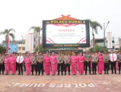 HARU DAN BANGGA MEWARNAI PAGI DI MAPOLRES DUMAI, 52 PERSONEL RESMI NAIK PANGKAT