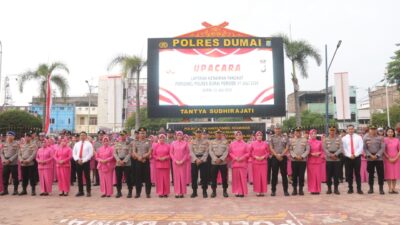 HARU DAN BANGGA MEWARNAI PAGI DI MAPOLRES DUMAI, 52 PERSONEL RESMI NAIK PANGKAT