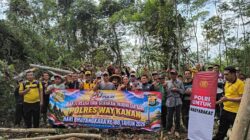 Polsek Baradatu Bersama Masyarakat Gelar Bakti Religi di Makam Tua Gedung Rejo