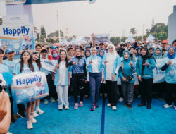 Purnama Wulan Sari Mirza Lepas Peserta Jalan Sehat Lansia, Ajak Wujudkan Lansia Sehat dan Bahagia