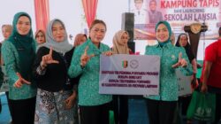 Canangkan Desa TAPIS dan Luncurkan Sekolah Lansia di Kampung Rukti Endah, Ketua TP PKK Lampung Dorong Pembangunan SDM Dimulai dari Desa