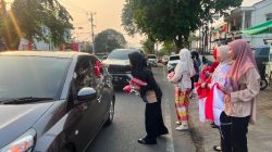 Pemprov Lampung Dorong Nasionalisme Lewat Gerakan Pembagian Bendera Merah Putih