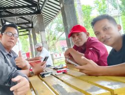 Sebuah Percakapan Reflektif di Sela-Sela Menunggu Liputan Rapat di DPRD