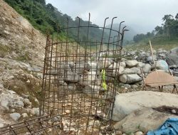 Pembangunan Proyek Jembatan Di Jorong Tigo Silungkang, Kecamatan Palembayan Cukup Memprihatinkan