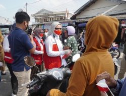 Peduli Warga Terdampak Abu Vulkanik, Purnama Wulan Sari Bagikan 10.000 Masker