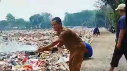 Cuaca Panas Ekstrem El Nino, Kadis LH Lampung Utara Gunaido Lakukan Penyiraman Mitigasi Kebakaran di TPA Alamkari