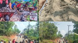 Warga Cor Jalan Utama, Sindir Bupati: Jangan Tanya Duitnya Dari Mana, Ujung-Ujungnya Swadaya Masyarakat 
