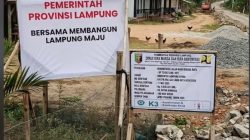 ​Baru Dibangun Sudah Retak, Proyek Rigid Beton Rp4,8 Miliar di Lampung Utara Tuai Kekecewaan Warga